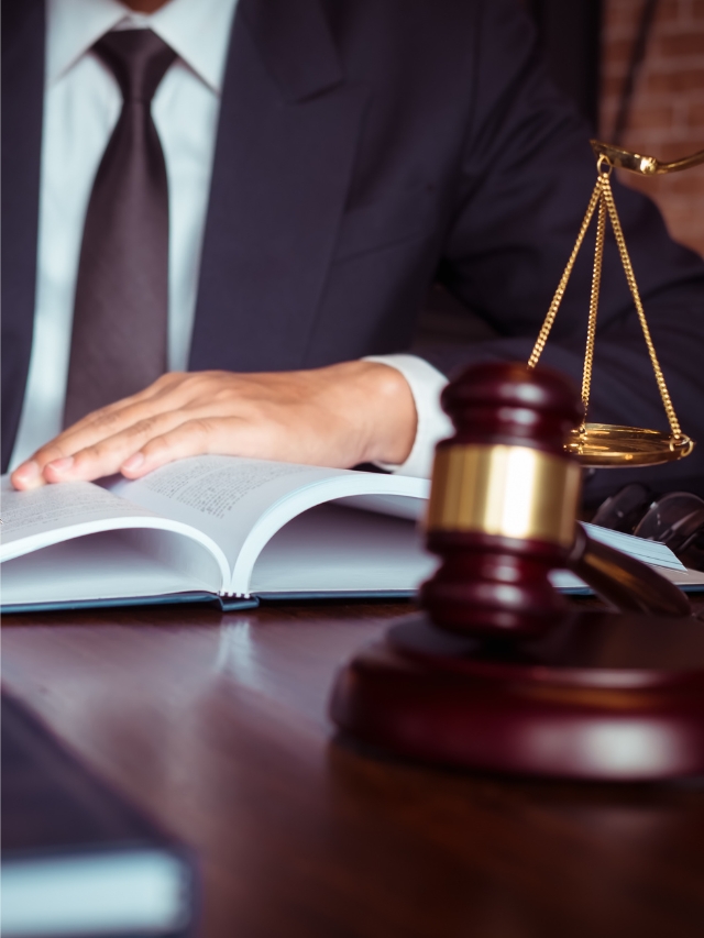 7 Killer Blog Post Ideas That Help Attorneys Reach the Right People
